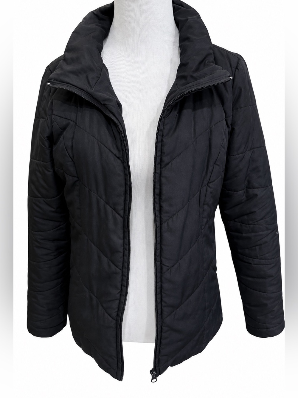 New York & Company Black Quilted Puffer Jacket Small